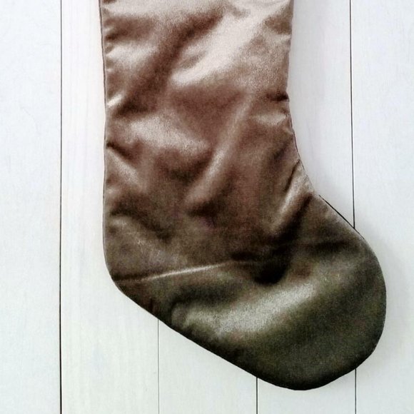 34th & Pine Christmas Holiday Stocking Stuffer - Picture 3 of 3